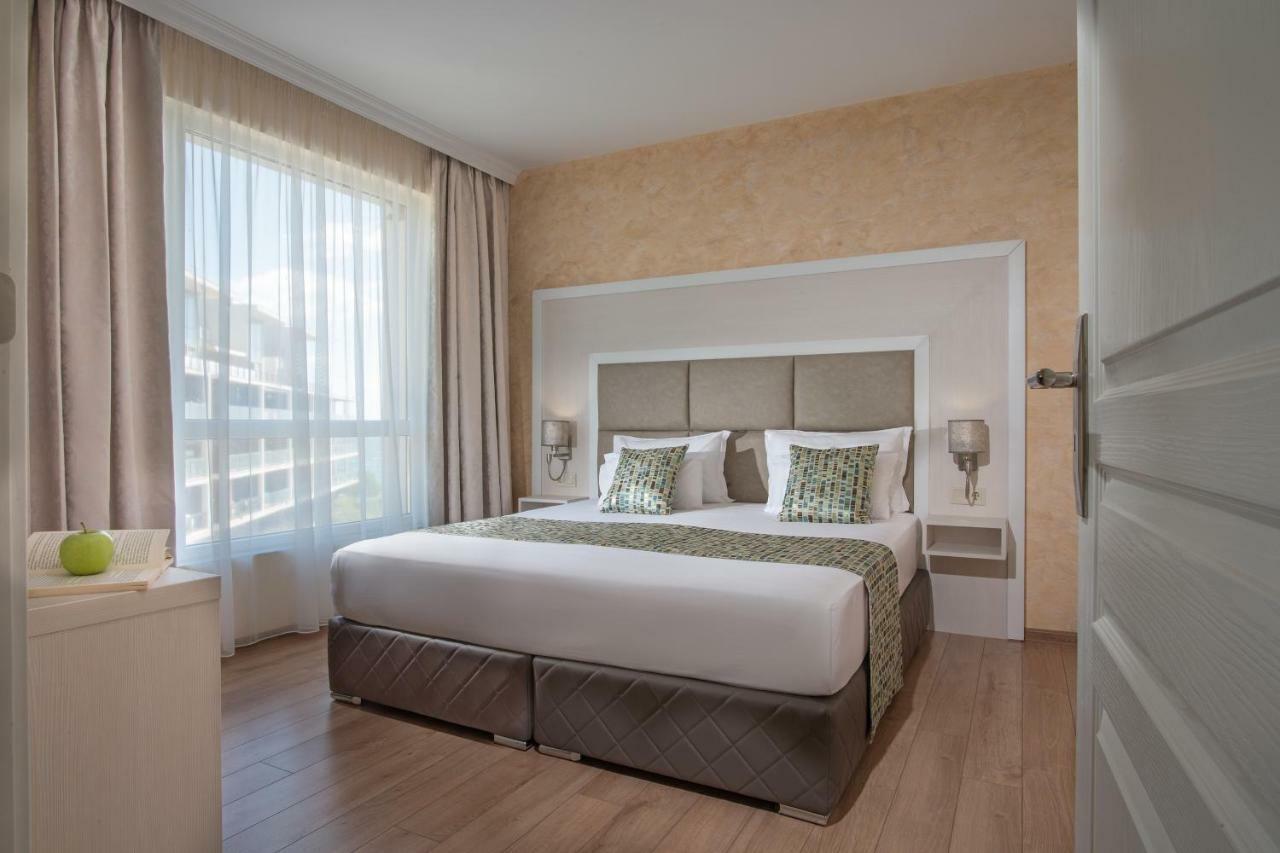 Marina White Sands Beach Hotel Obzor Eksteriør bilde